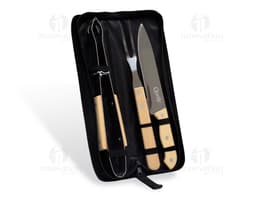 Kit churrasco 3 peças em aço inoxidável, composto por garfo, faca e espátula. Perfeito para preparar deliciosas refeições ao