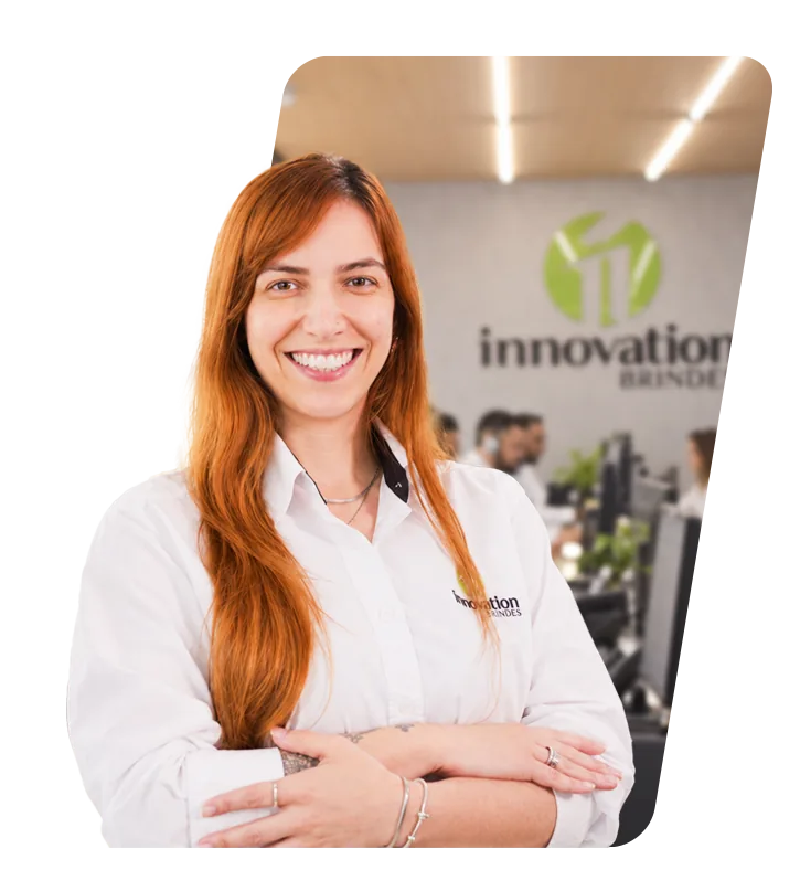 Consultora de atendimento da Innovation Brindes