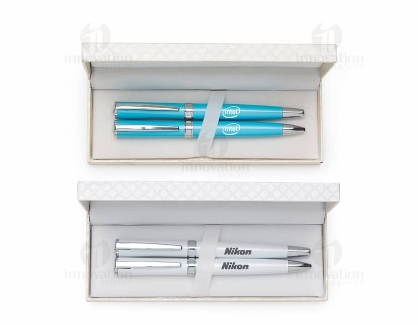 Kit com 6 porta copos em cerâmica, com estampas coloridas e variadas em formato quadrado.