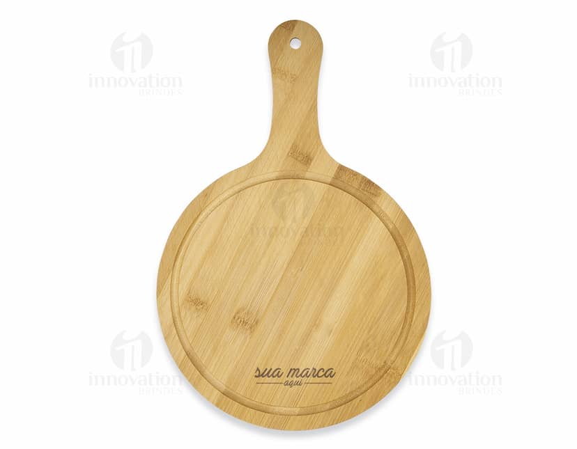 Kit de queijo completo, composto por peças em inox e madeira.