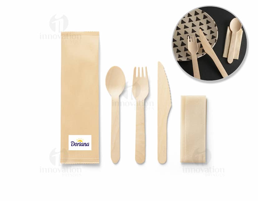 Kit com 6 porta copos de cores diferentes em formato circular.