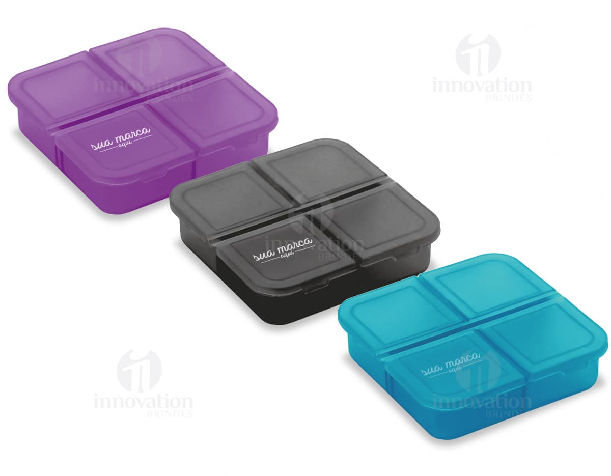 Kit com 6 porta copos em tons de azul, rosa e amarelo, em formato circular com estampas abstratas.