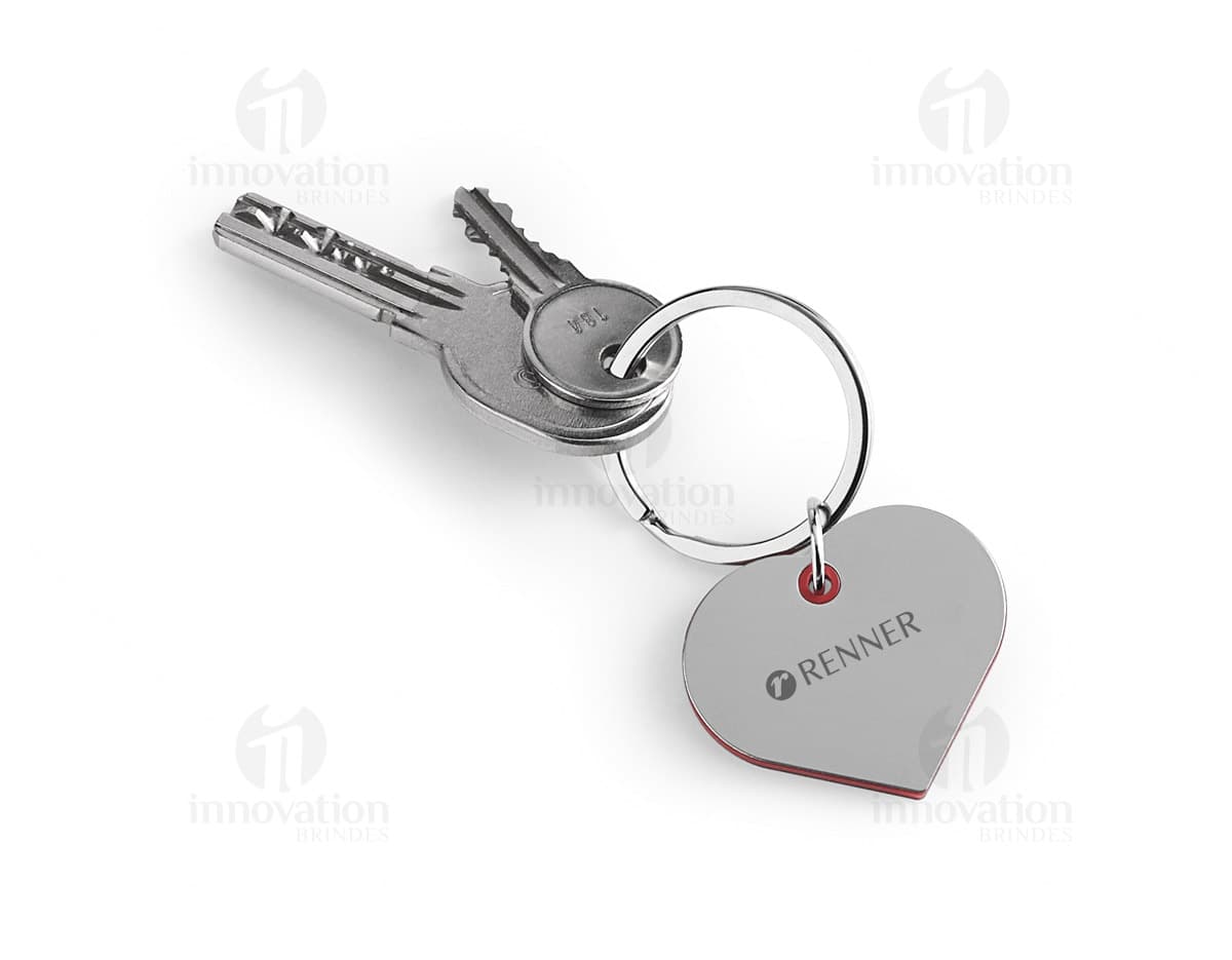 Chaveiro Coração: ideal para quem busca um presente único e cheio de significado. Com design elegante e detalhes em metal, é o acessório perfeito para expressar amor e cuidado. Aproveite já!