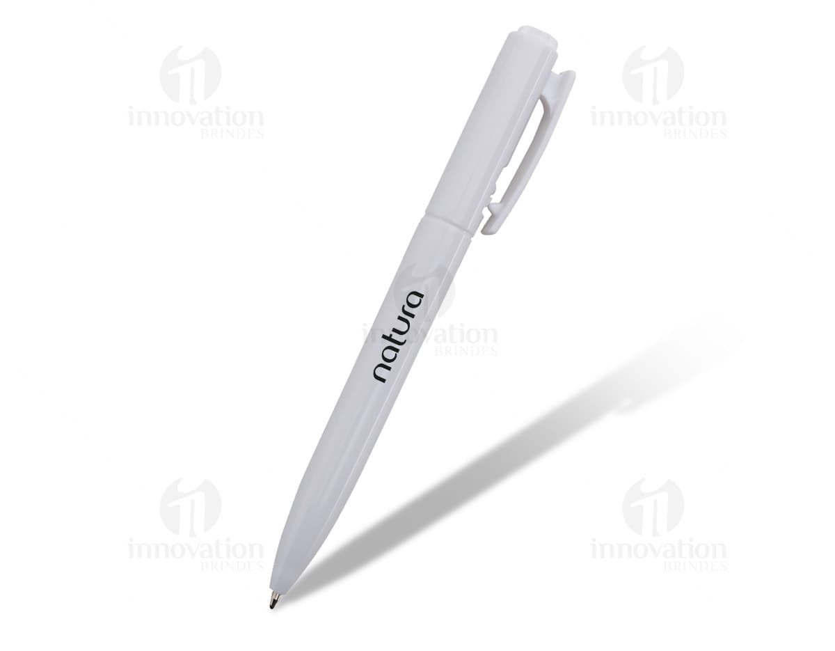 Caneta pen drive 8GB em formato de caneta com corpo preto e detalhes em prata.
