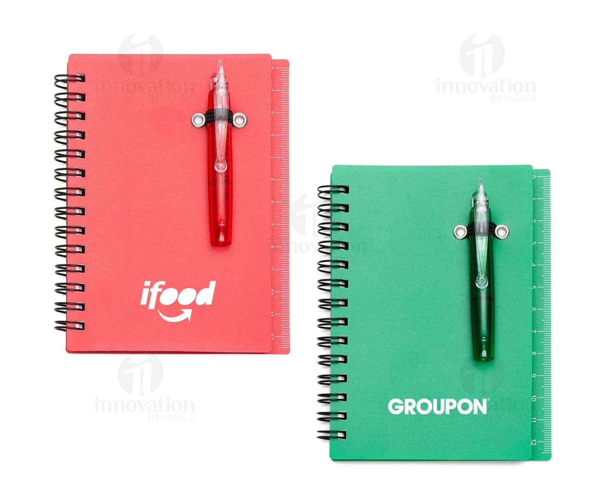 Kit com 6 porta copos em formato redondo e cores variadas. Os porta copos possuem a superfície texturizada e antiderrapante para evitar que os copos escorreguem. Ideal para proteger mesas e superfícies contra manchas e respingos de líquidos.