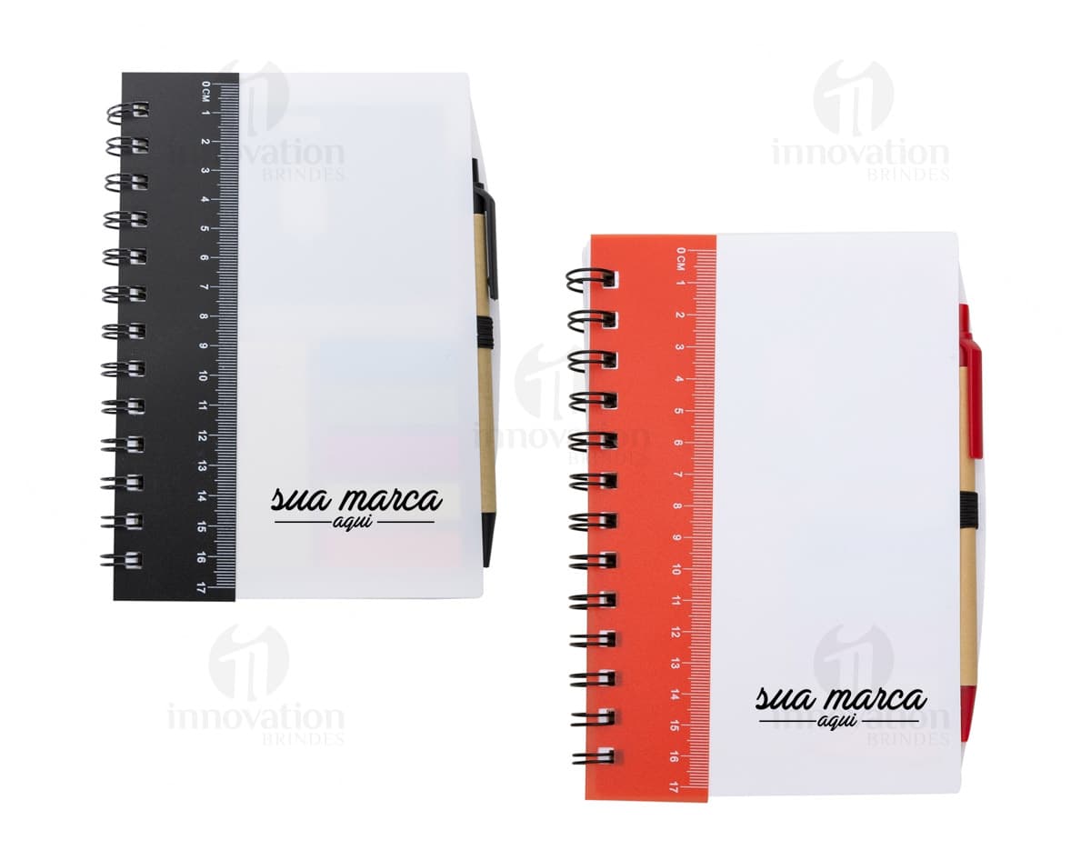 Kit com 6 porta copos em formato redondo, feitos de material resistente e estampados com padrões coloridos e alegres. Excelente para proteger superfícies de possíveis manchas de líquidos.