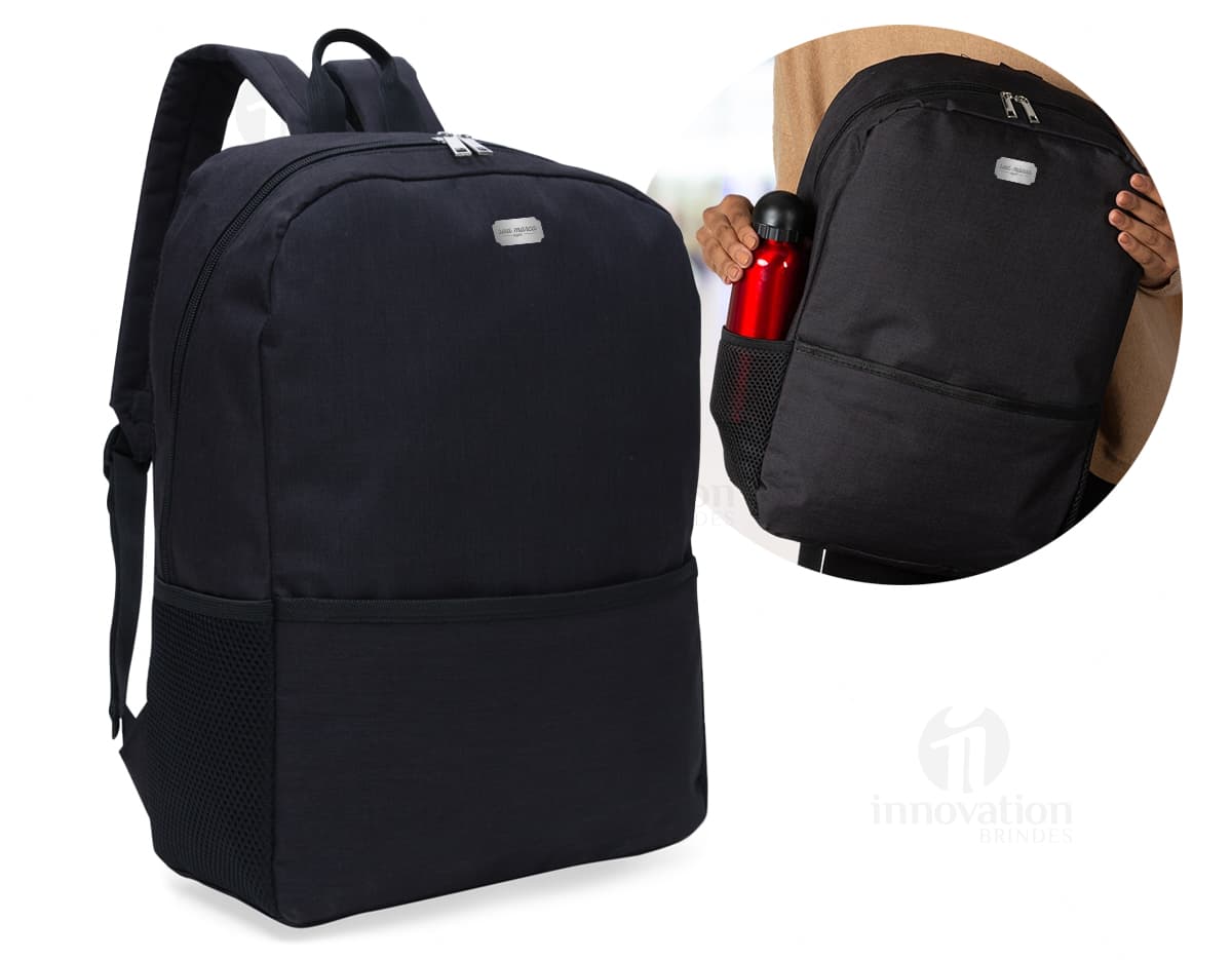 Kit com 6 porta copos em formato redondo e feitos de cortiça. Cada porta copo possui uma estampa colorida e de desenhos abstratos.