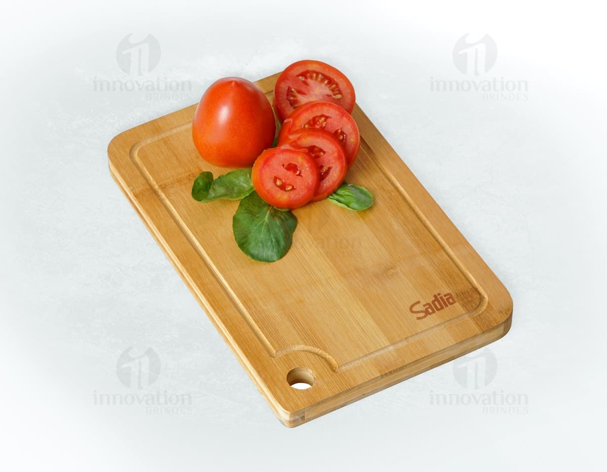 Kit com 6 porta copos em formato quadrado, feitos de material resistente e com estampas coloridas de frutas tropicais.