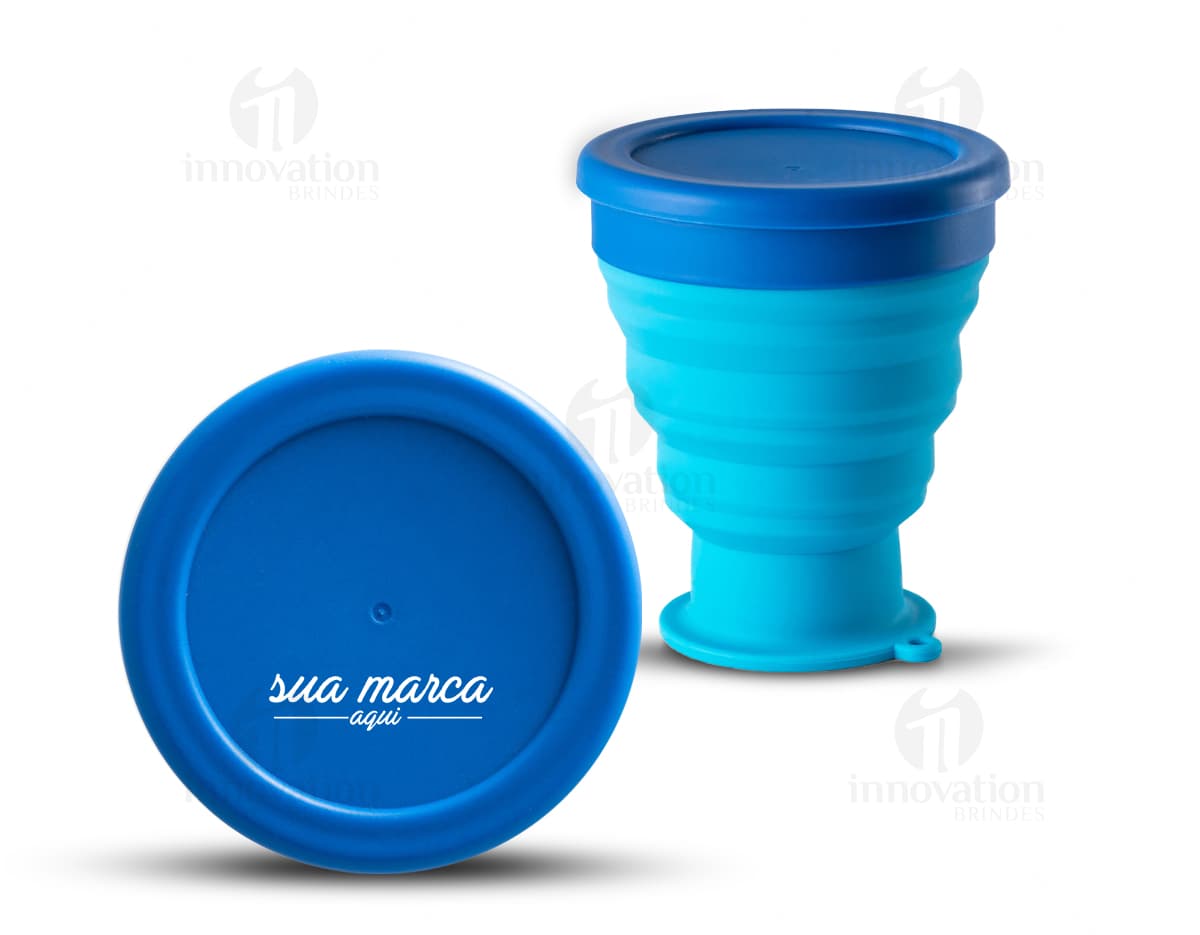 Kit com 6 porta copos variados em tons de azul, vermelho e amarelo, com estampas diferentes de animais marinhos.
