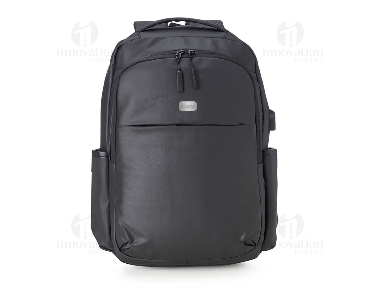 Kit com 6 porta copos em diferentes cores e designs variados. O objeto possui formato redondo e é feito de material resistente para proteger superfícies de marcas de copos e garrafas.