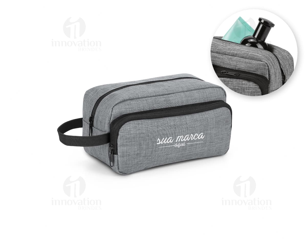 Kit com 6 porta copos em formato redondo, feitos de material resistente e com estampas coloridas de frutas e flores.