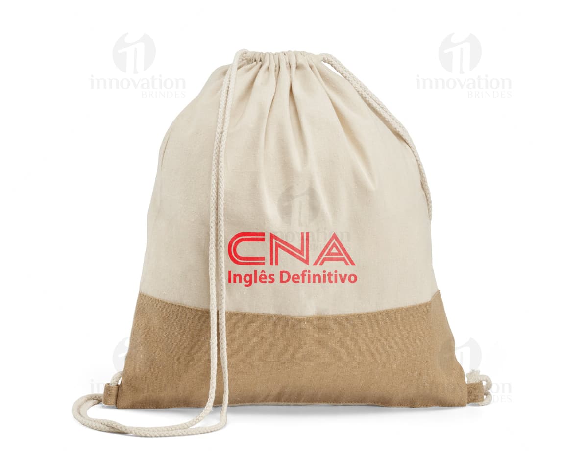 Kit com 6 porta copos em formato circular, feitos de material resistente e com estampas coloridas e variadas de animais marinhos.