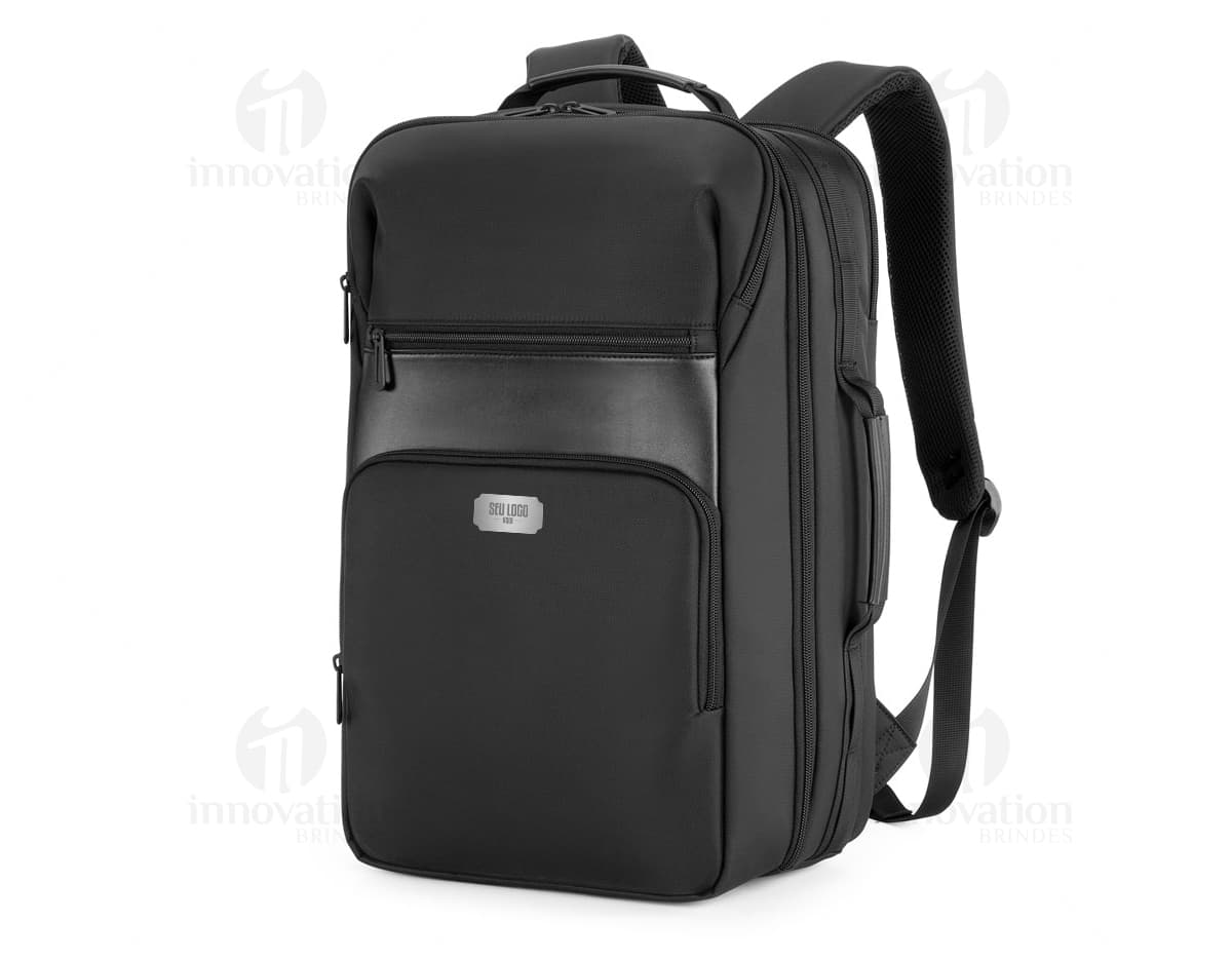 Mochila Trolley para Notebook 600D em cor preta, com rodinhas, alça retrátil e compartimento acolchoado para notebook.