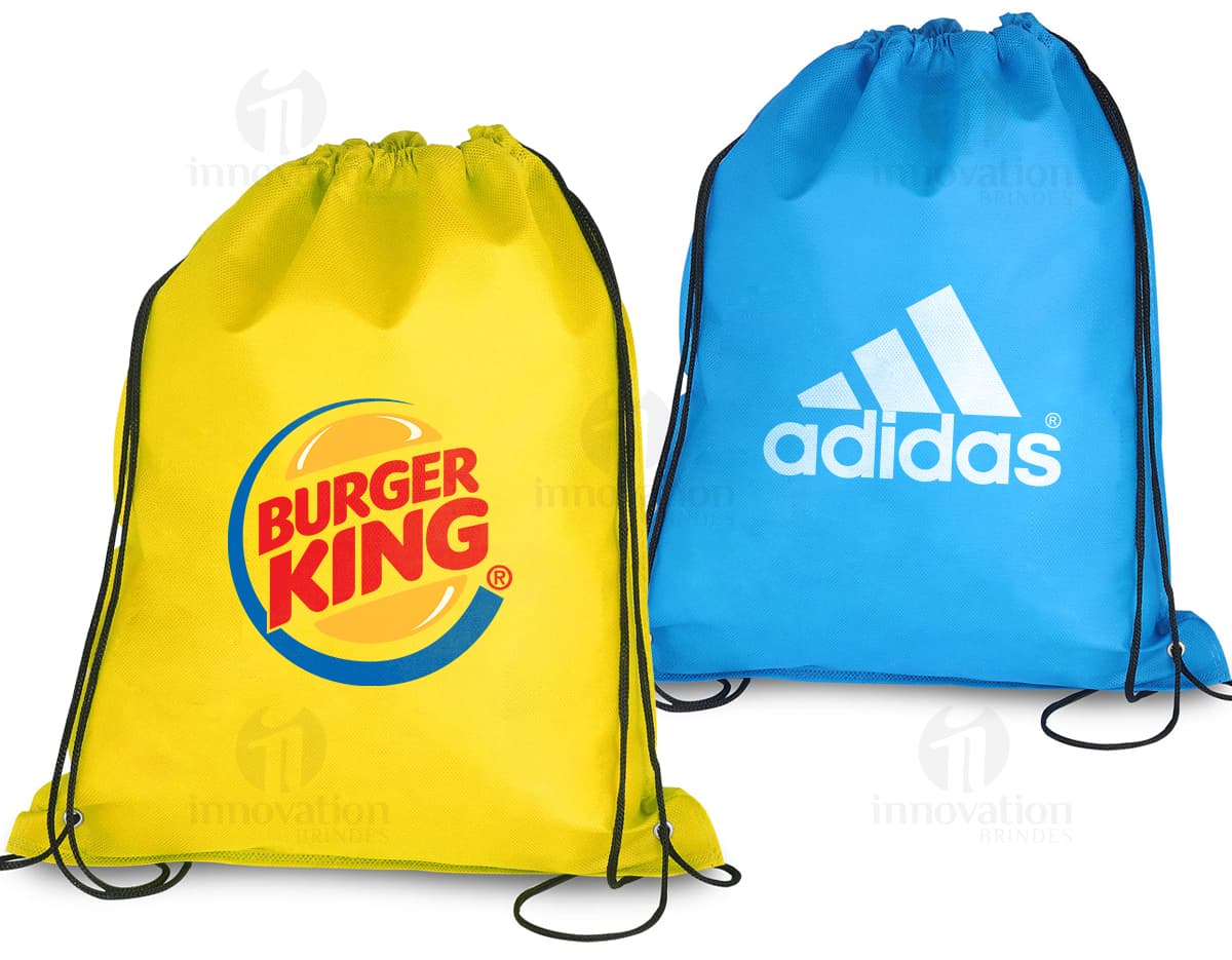 Bolsa hermética EVA com fecho de correr em destaque.