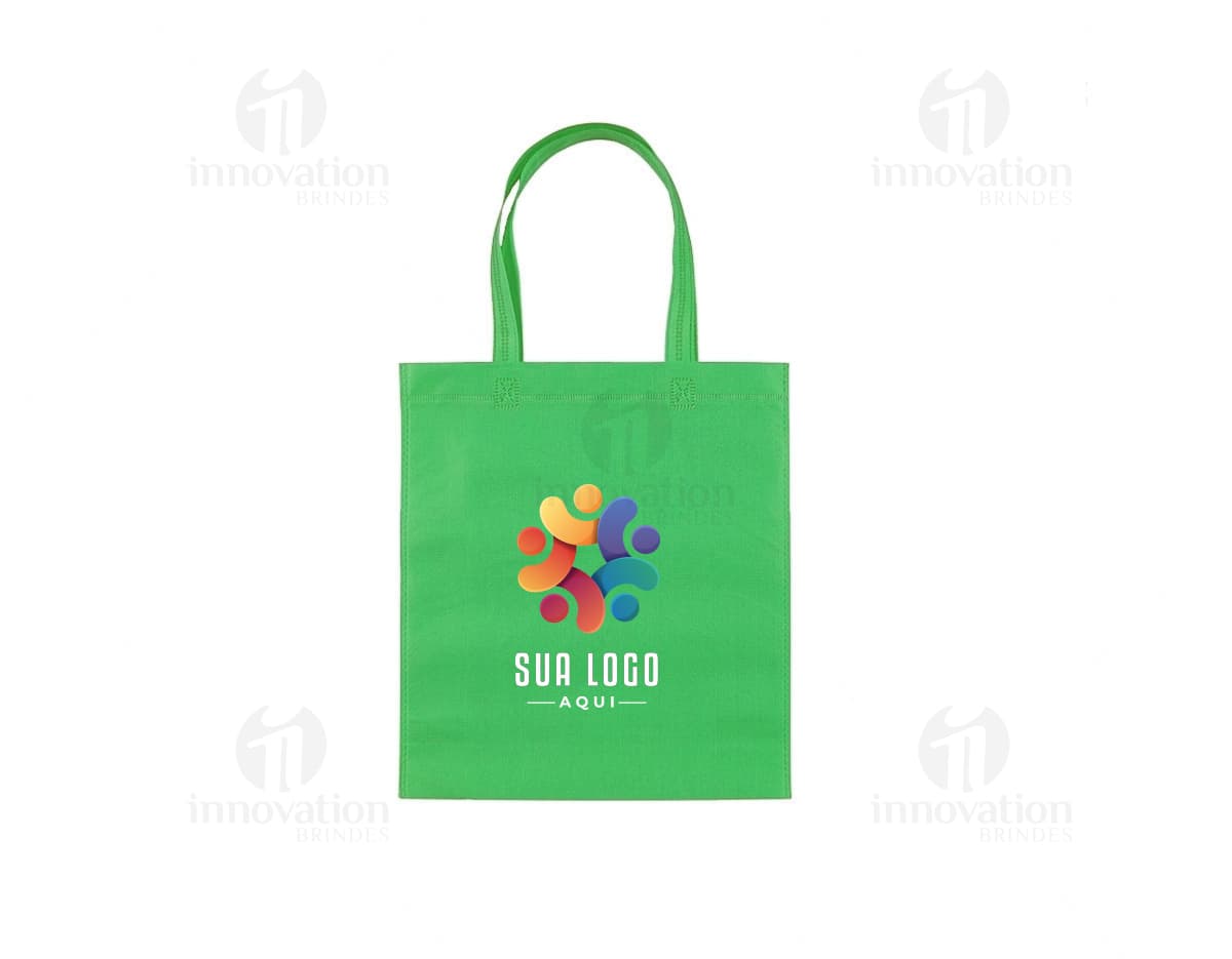 Kit com 6 porta copos em diferentes cores e estampas.
