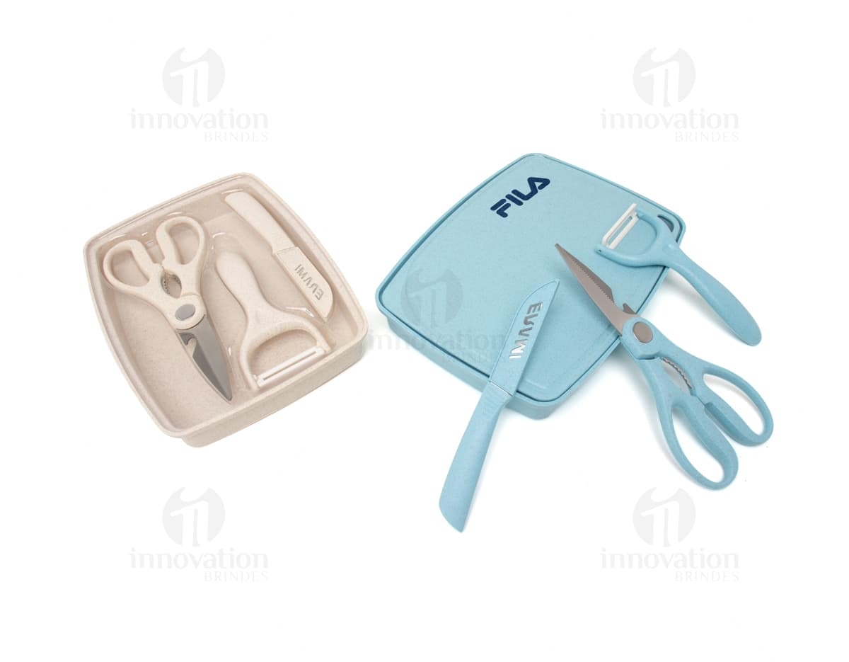Kit com 6 porta copos em formato redondo e estampas de frutas em fundo amarelo.
