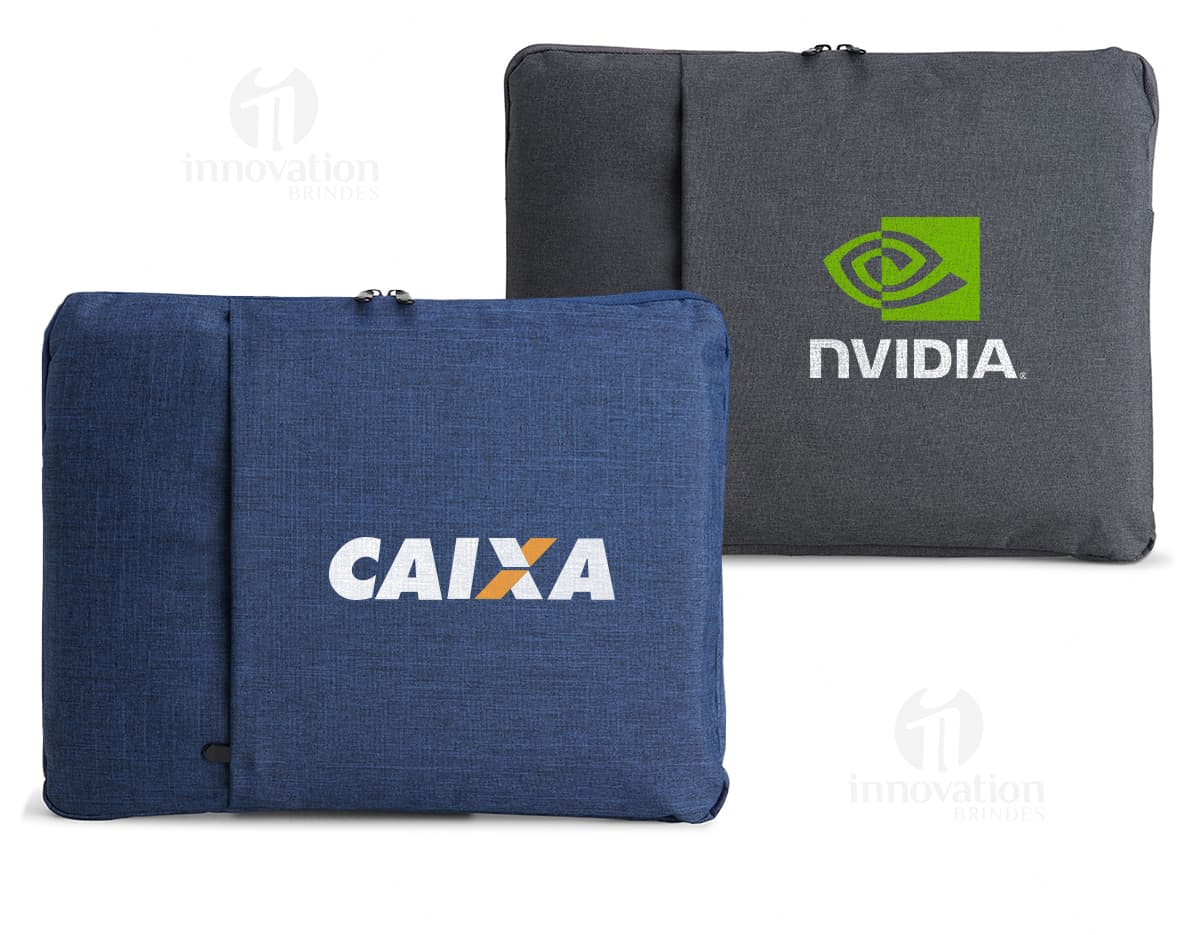 Pasta Convenção com Bolso para Celular em cor preta, com fecho de zíper e alça de mão.