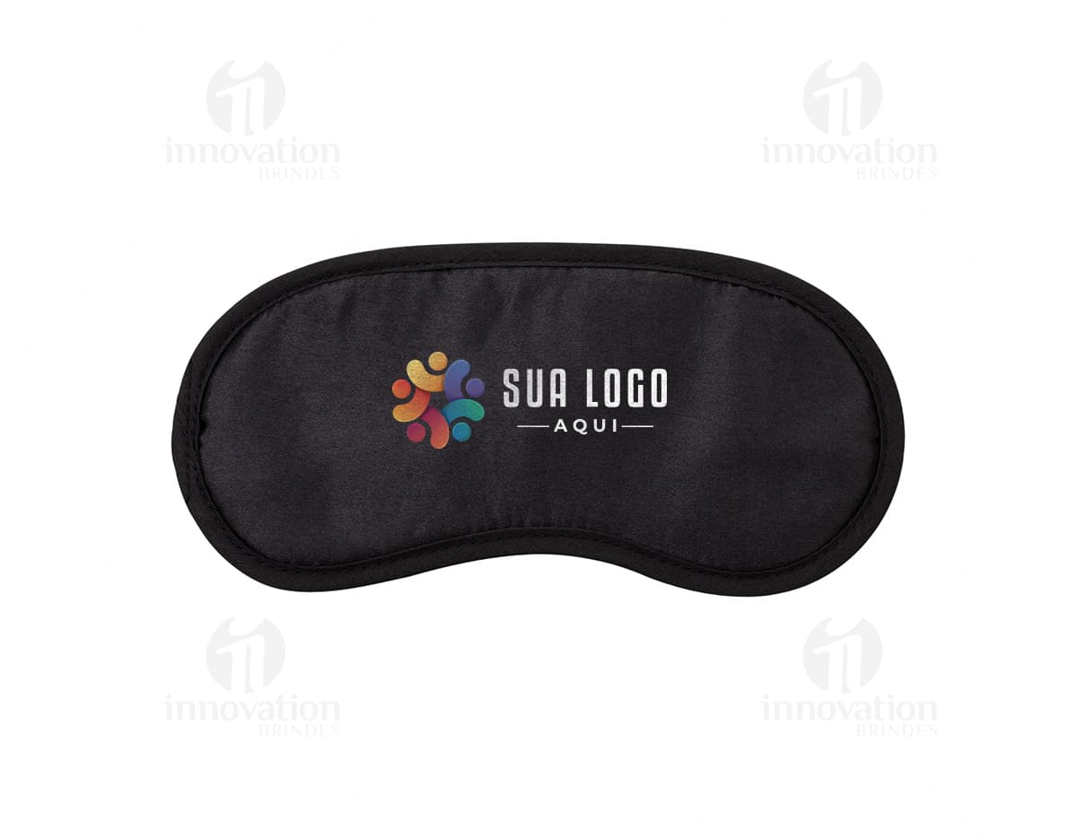 Kit Churrasco com 2 Peças em Nylon, contendo uma faca e um garfo de cabo preto, ideal para preparo de churrasco.