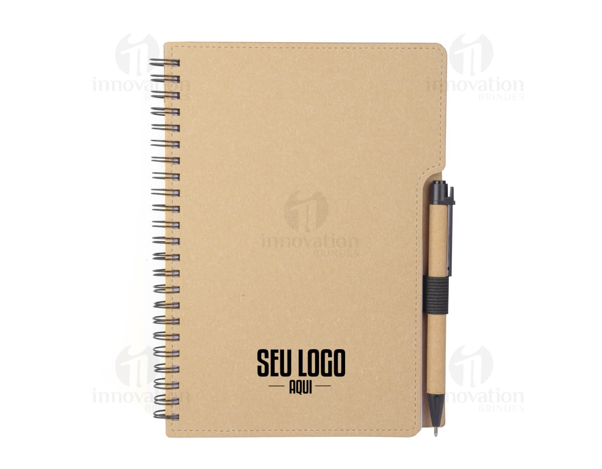 Kit com 6 porta copos em material de silicone com diferentes estampas e cores vibrantes.
