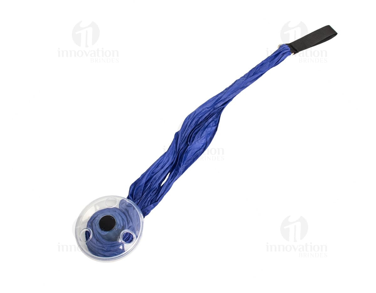 Kit com 6 porta copos variados em tons de azul e branco, feitos de material resistente.