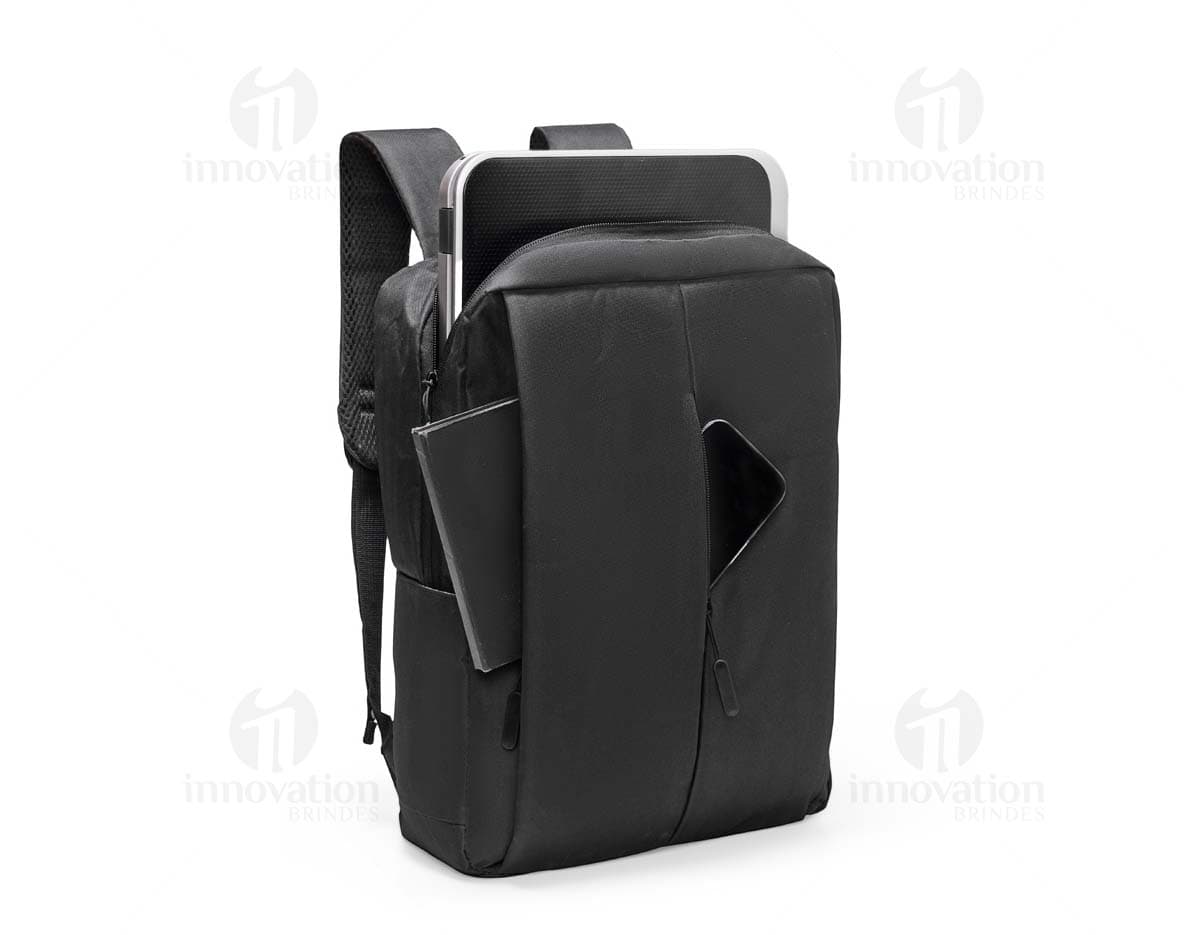 Kit com 6 porta copos em formato de círculo em tons de azul, verde e amarelo com estampas abstratas.