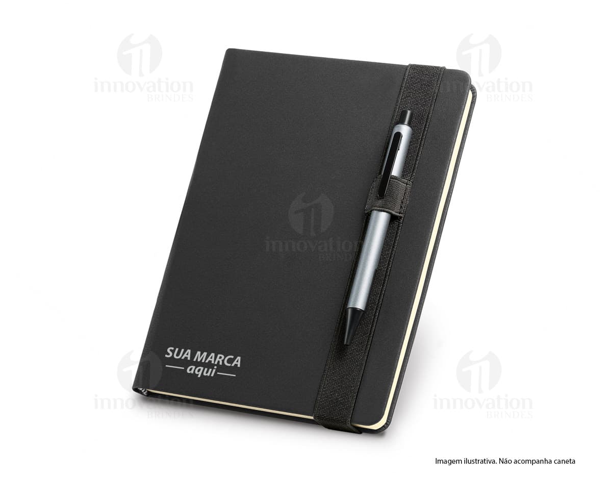 Kit com 6 porta copos em formato quadrado, feitos de material resistente e com estampas variadas de flores e folhas. Kit com 6 porta copos em formato quadrado, feitos de material resistente e com estampas variadas de flores e folhas.