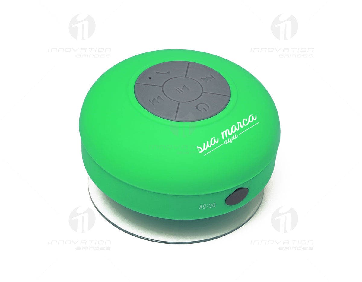 Kit com 6 porta copos em formato circular, feitos de material resistente e com estampas coloridas e variadas. Kit com 6 porta copos em formato circular, feitos de material resistente e com estampas coloridas e variadas.