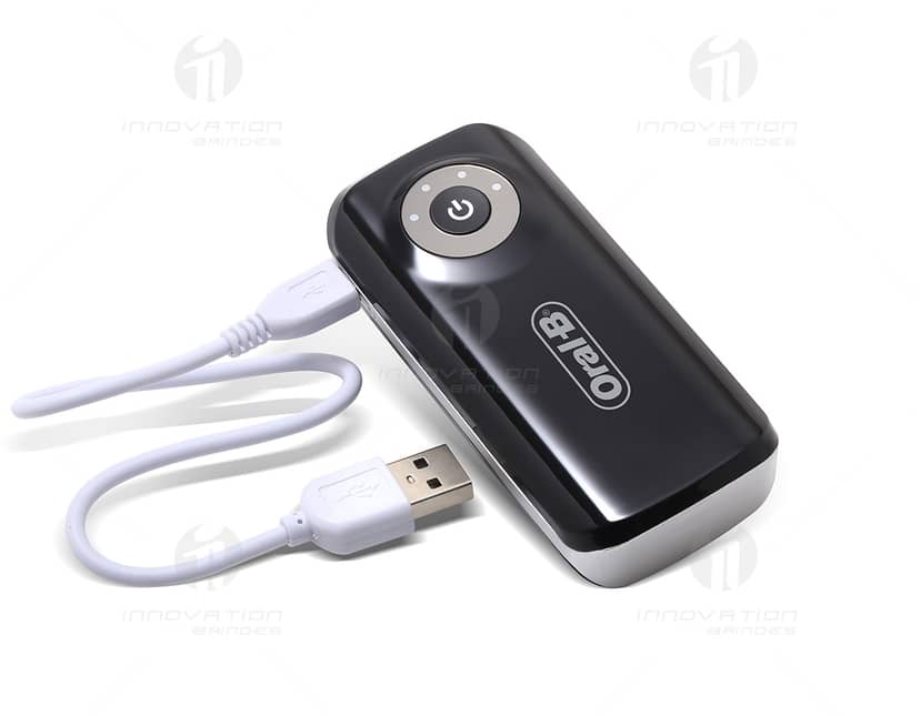 Power Bank 1800mAh saiu de linha, imagem de um carregador portátil preto e compacto.