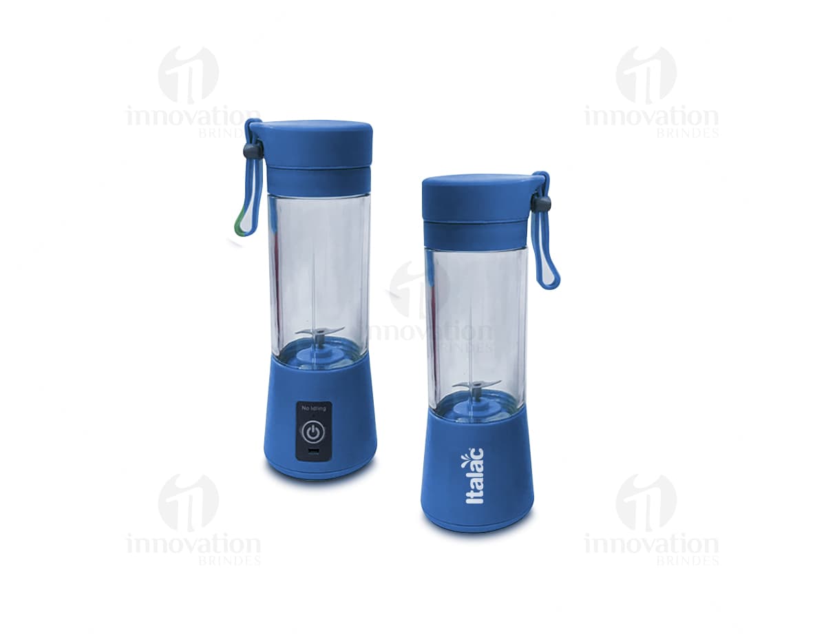 Liquidificador portátil em cor branca, com design compacto e tecnologia sem fio. Liquidificador portátil em cor branca, com design compacto e tecnologia sem fio.