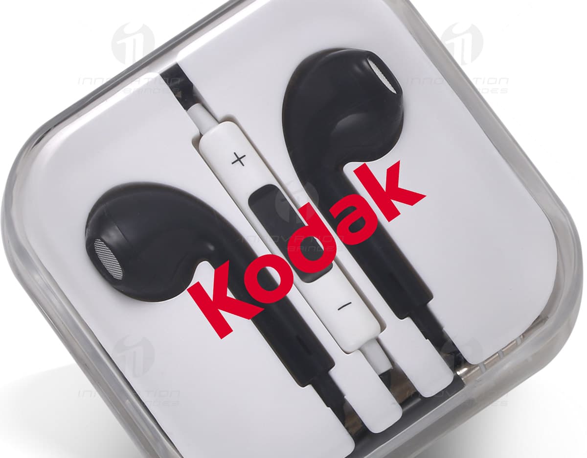 Kit com 6 porta copos em formato redondo, feitos de silicone resistente e antiderrapante. Cores variadas e design moderno. Ideal para proteger superfícies de mesas e móveis. Kit com 6 porta copos em formato redondo, feitos de silicone resistente e antiderrapante. Cores variadas e design moderno. Ideal para proteger superfícies de mesas e móveis.