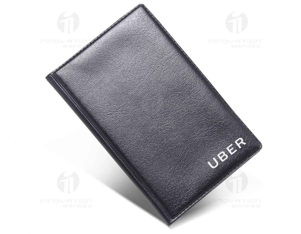 Bloco de anotações em couro de alta qualidade, perfeito para organizar suas ideias e tarefas do dia a dia. Ideal para presentear ou uso pessoal. Adquira já o seu bloco de anotações couro - 10 e deixe seu dia mais elegante e produtivo. Confira! Bloco de anotações em couro de alta qualidade, perfeito para organizar suas ideias e tarefas do dia a dia. Ideal para presentear ou uso pessoal. Adquira já o seu bloco de anotações couro - 10 e deixe seu dia mais elegante e produtivo. Confira!