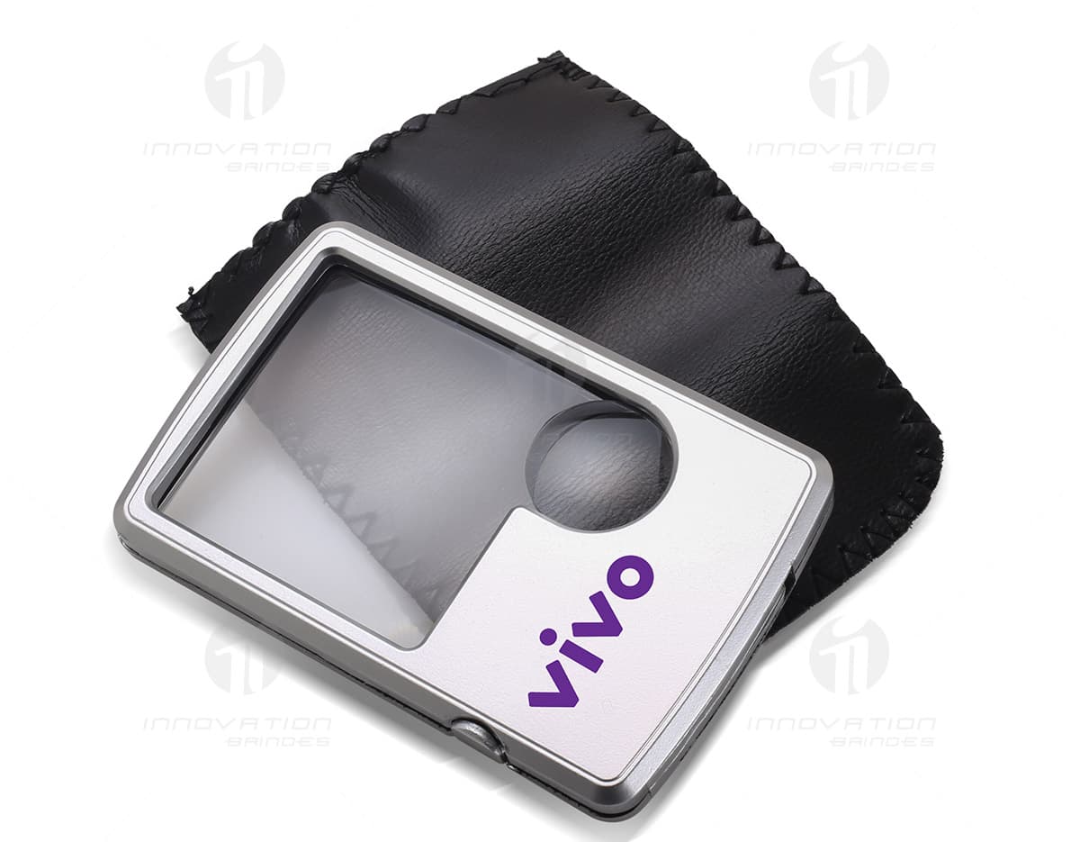 Produto: Lupa com luz e case. Troca bateria. Produto: Lupa com luz e case. Troca bateria.