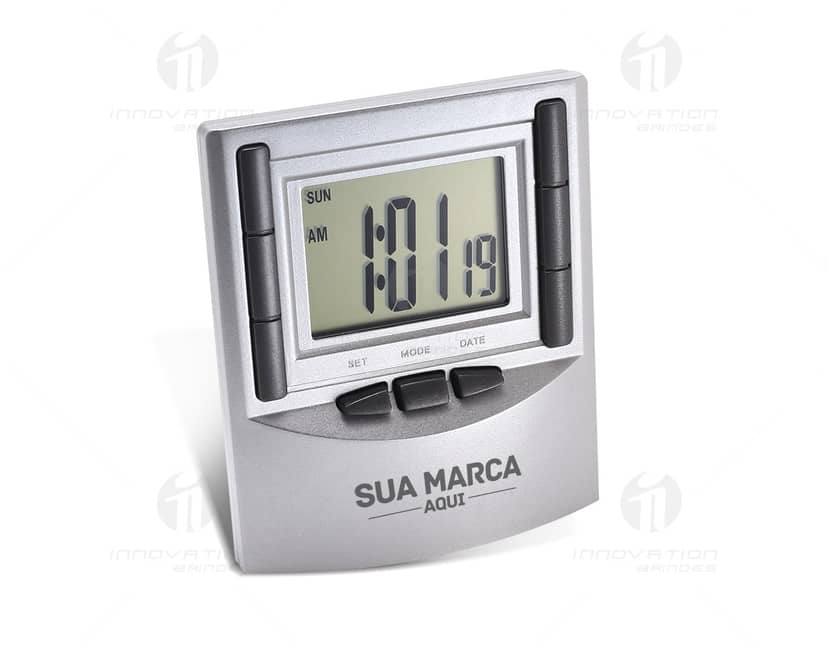 Kit com 6 porta copos em formato redondo, fabricados em madeira e com estampas coloridas de frutas tropicais.