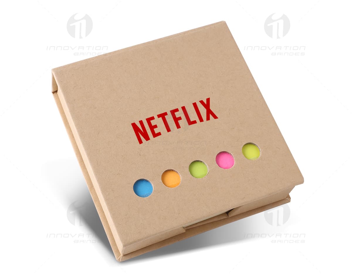 Seis porta copos de diferentes cores e designs em um kit. Seis porta copos de diferentes cores e designs em um kit.