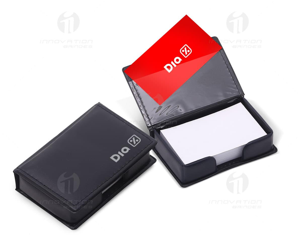 Caderno em Couro Sintético Preto. Caderno em Couro Sintético Preto.