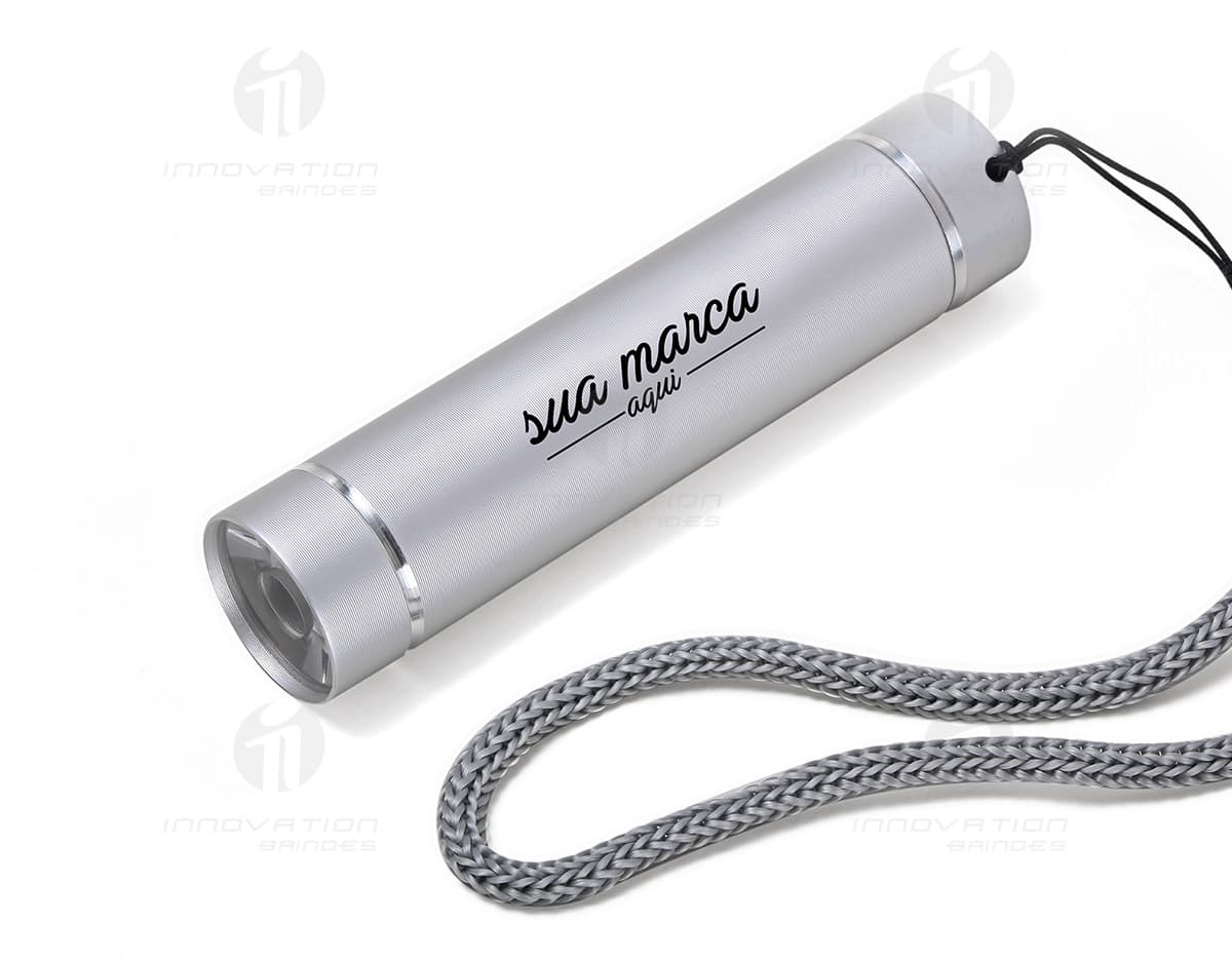 Kit com 6 porta copos em vinil coloridos em formato circular, cada um com estampa de diferentes cidades do mundo. Kit com 6 porta copos em vinil coloridos em formato circular, cada um com estampa de diferentes cidades do mundo.