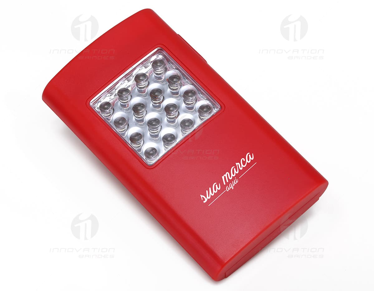 Produto: Kit com 6 porta copos em formato quadrado, feitos de silicone nas cores azul, verde, laranja, vermelho, amarelo e roxo. Os porta copos possuem acabamento antiderrapante e são ideais para proteger superfícies de mesas de líquidos. Produto: Kit com 6 porta copos em formato quadrado, feitos de silicone nas cores azul, verde, laranja, vermelho, amarelo e roxo. Os porta copos possuem acabamento antiderrapante e são ideais para proteger superfícies de mesas de líquidos.