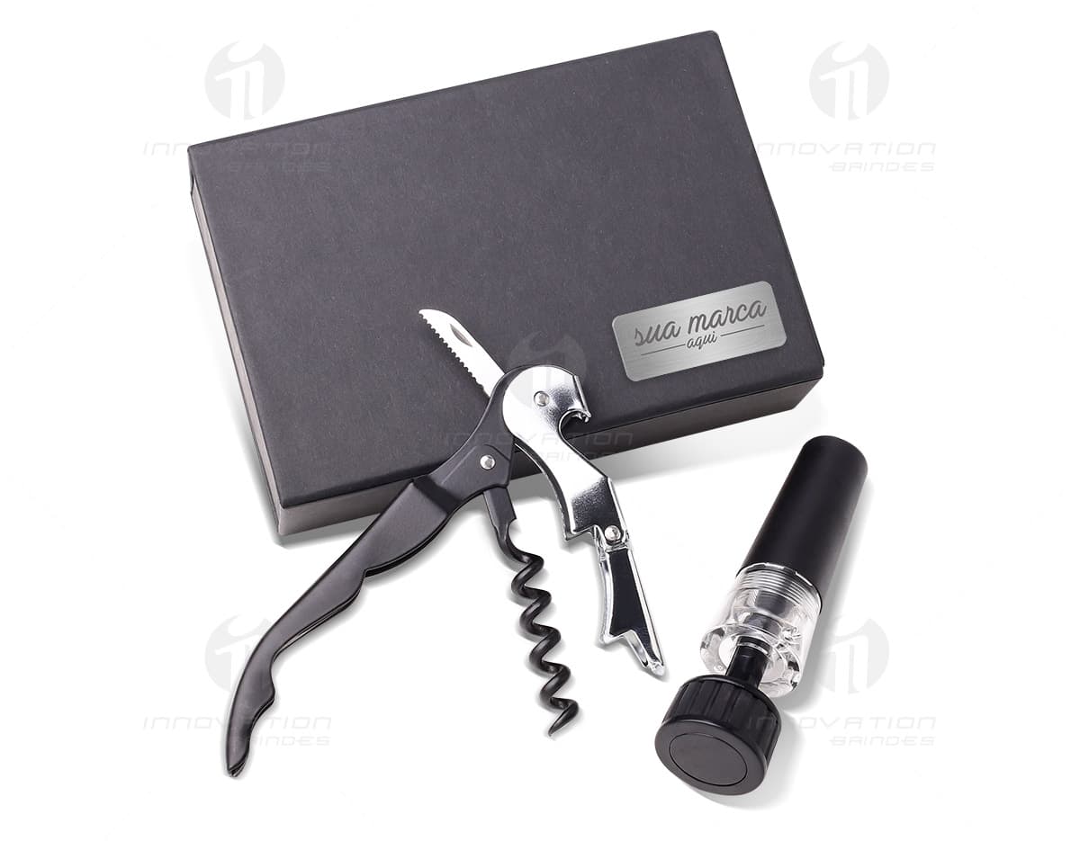 Caneta Metal Touch com Cristais em destaque na imagem. Caneta Metal Touch com Cristais em destaque na imagem.