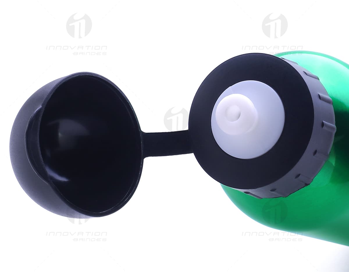 Kit com 6 porta copos em cores variadas, feitos de silicone resistente e antiderrapante, ideal para proteger superfícies de manchas e danos causados por copos e canecas. Kit com 6 porta copos em cores variadas, feitos de silicone resistente e antiderrapante, ideal para proteger superfícies de manchas e danos causados por copos e canecas.