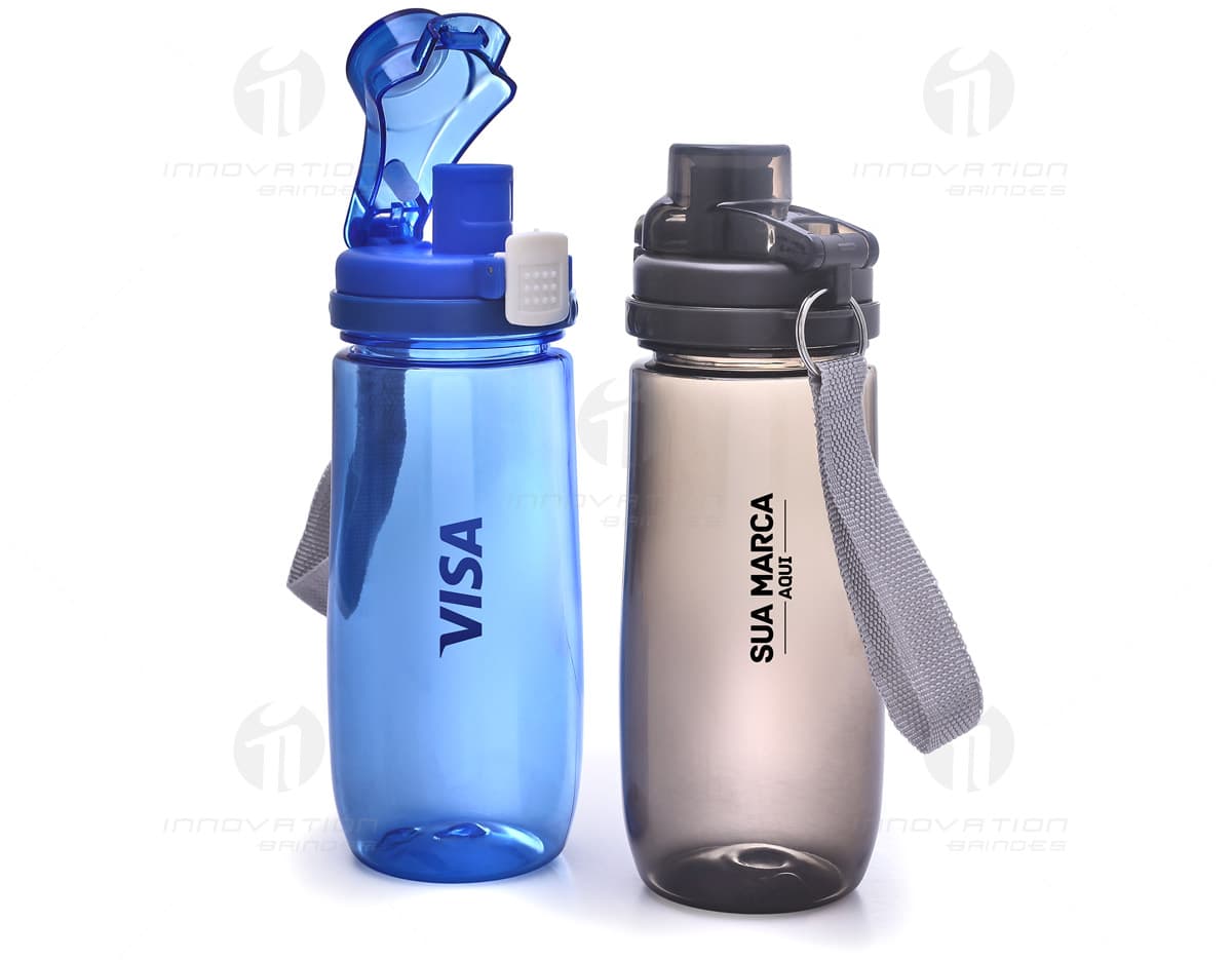 Kit contendo uma caneta e uma lapiseira de cor preta. Kit contendo uma caneta e uma lapiseira de cor preta.