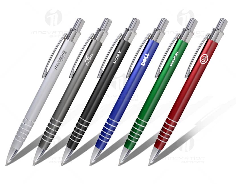 Kit com 6 porta copos em formato redondo e transparente sobre fundo branco. Cada porta copo possui uma estampa colorida e variada.