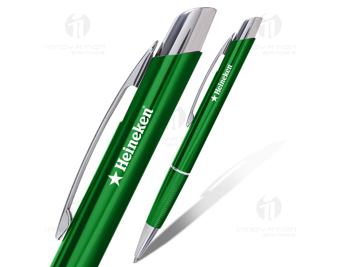 Seis porta copos de cores diferentes, sendo um azul, um vermelho, um verde, um amarelo, um laranja e um roxo, todos com bordas em metal cromado. Seis porta copos de cores diferentes, sendo um azul, um vermelho, um verde, um amarelo, um laranja e um roxo, todos com bordas em metal cromado.