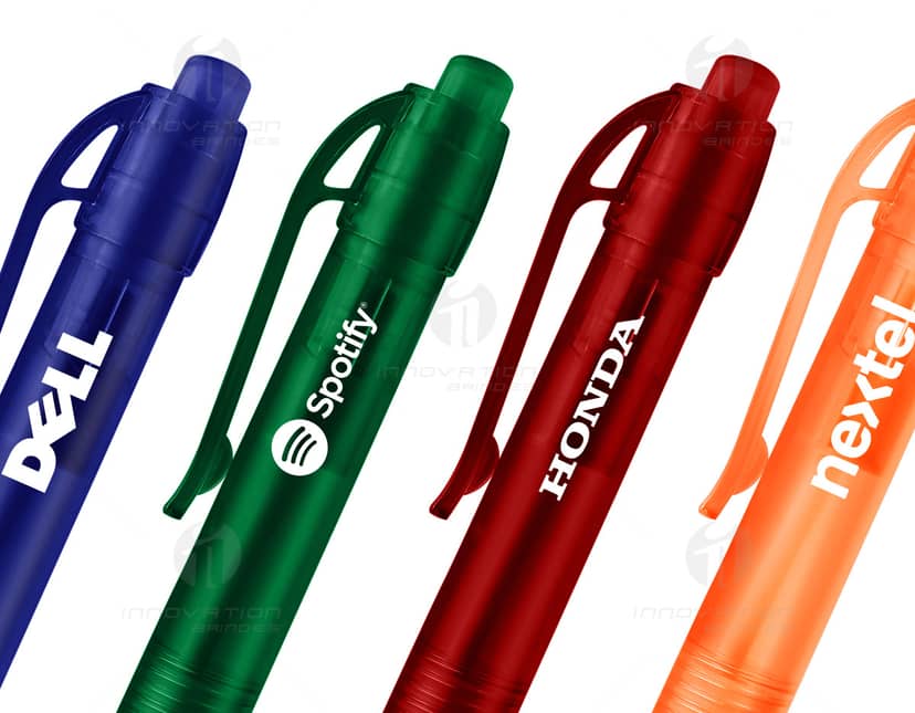 Kit com 6 porta copos em formato quadrado. Os porta copos são de silicone nas cores azul, verde, laranja, vermelho, rosa e amarelo. Cada porta copo tem um design diferente encaixando perfeitamente com a temática de drinks e coquetéis.