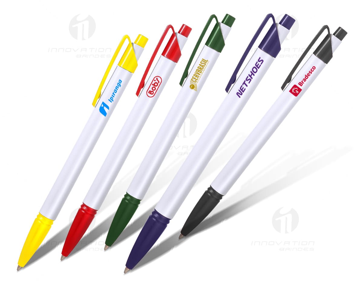 Caneta plástica clic com design funcional. Caneta plástica clic com design funcional.