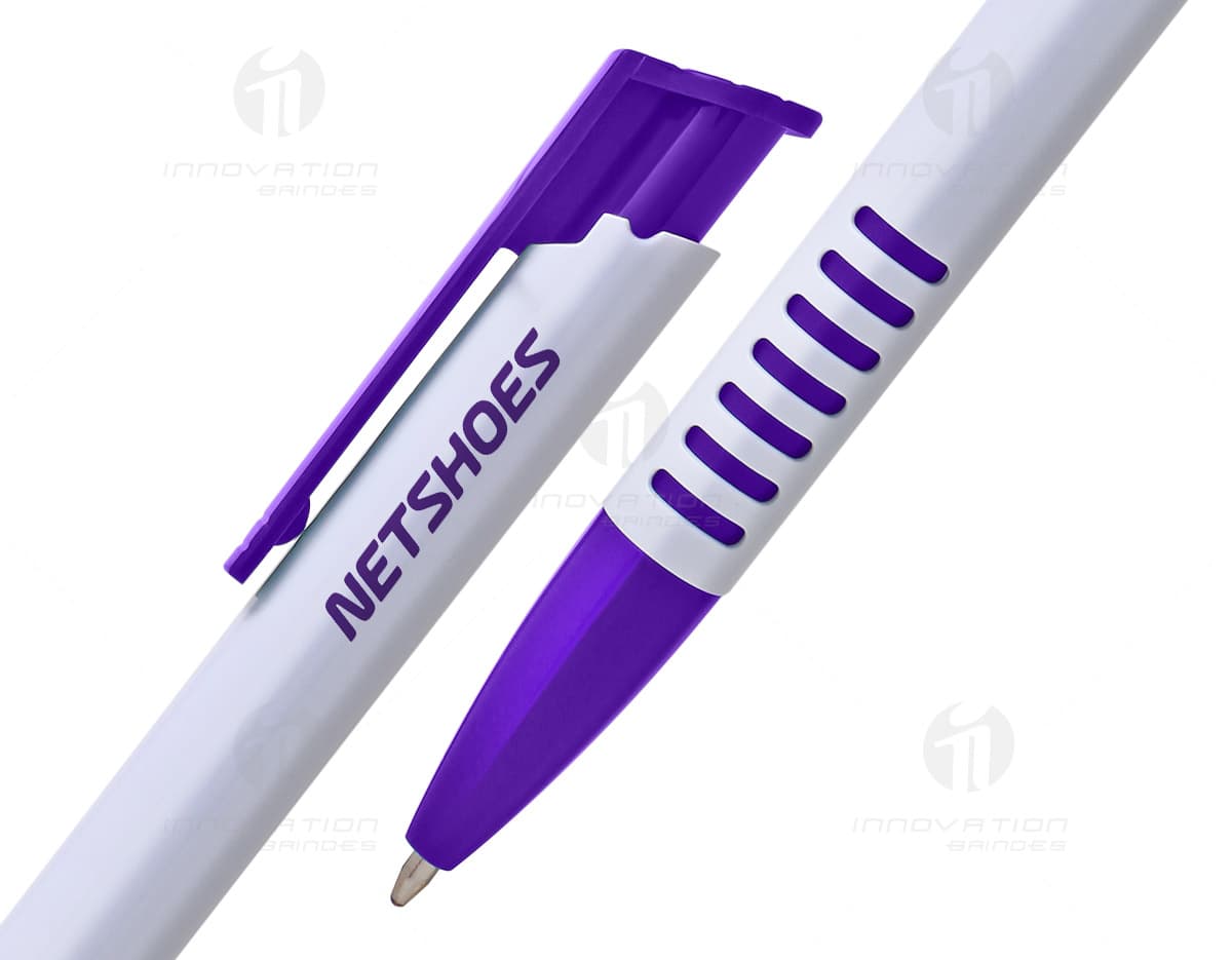 Kit marca texto contendo quatro marcadores em cores variadas, dentro de um estojo na forma de celular. Kit marca texto contendo quatro marcadores em cores variadas, dentro de um estojo na forma de celular.