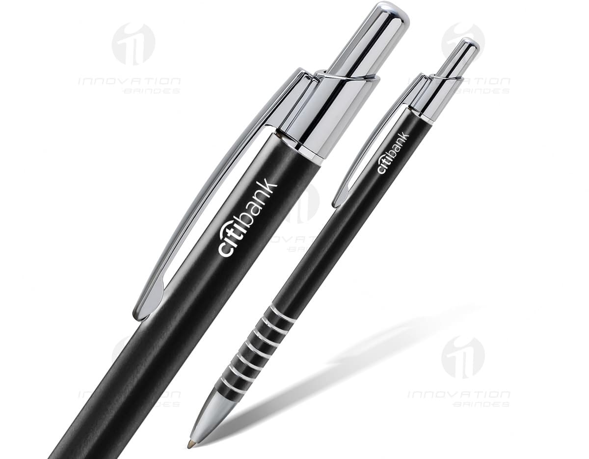 Kit com 6 porta copos em formato quadrado, feito de material resistente. Cada porta copo possui uma estampa diferente, sendo elas: abacaxi, flamingo, folhas verdes, melancia, cacto e abacate. Ideal para proteger superfícies de possíveis marcas de copos e ainda agregar um toque divertido à decoração. Kit com 6 porta copos em formato quadrado, feito de material resistente. Cada porta copo possui uma estampa diferente, sendo elas: abacaxi, flamingo, folhas verdes, melancia, cacto e abacate. Ideal para proteger superfícies de possíveis marcas de copos e ainda agregar um toque divertido à decoração.