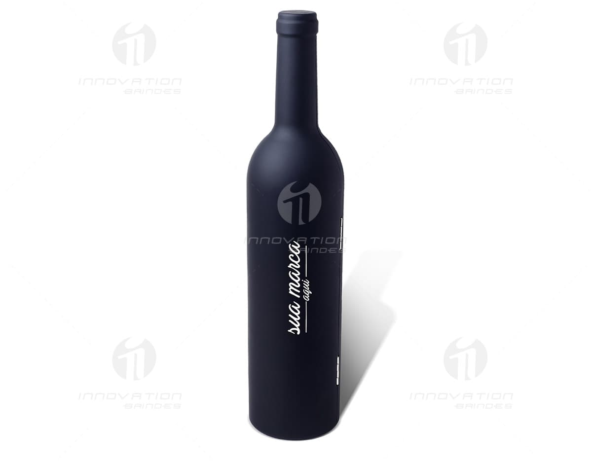 Kit vinho em formato garrafa contendo 5 peças. Kit vinho em formato garrafa contendo 5 peças.