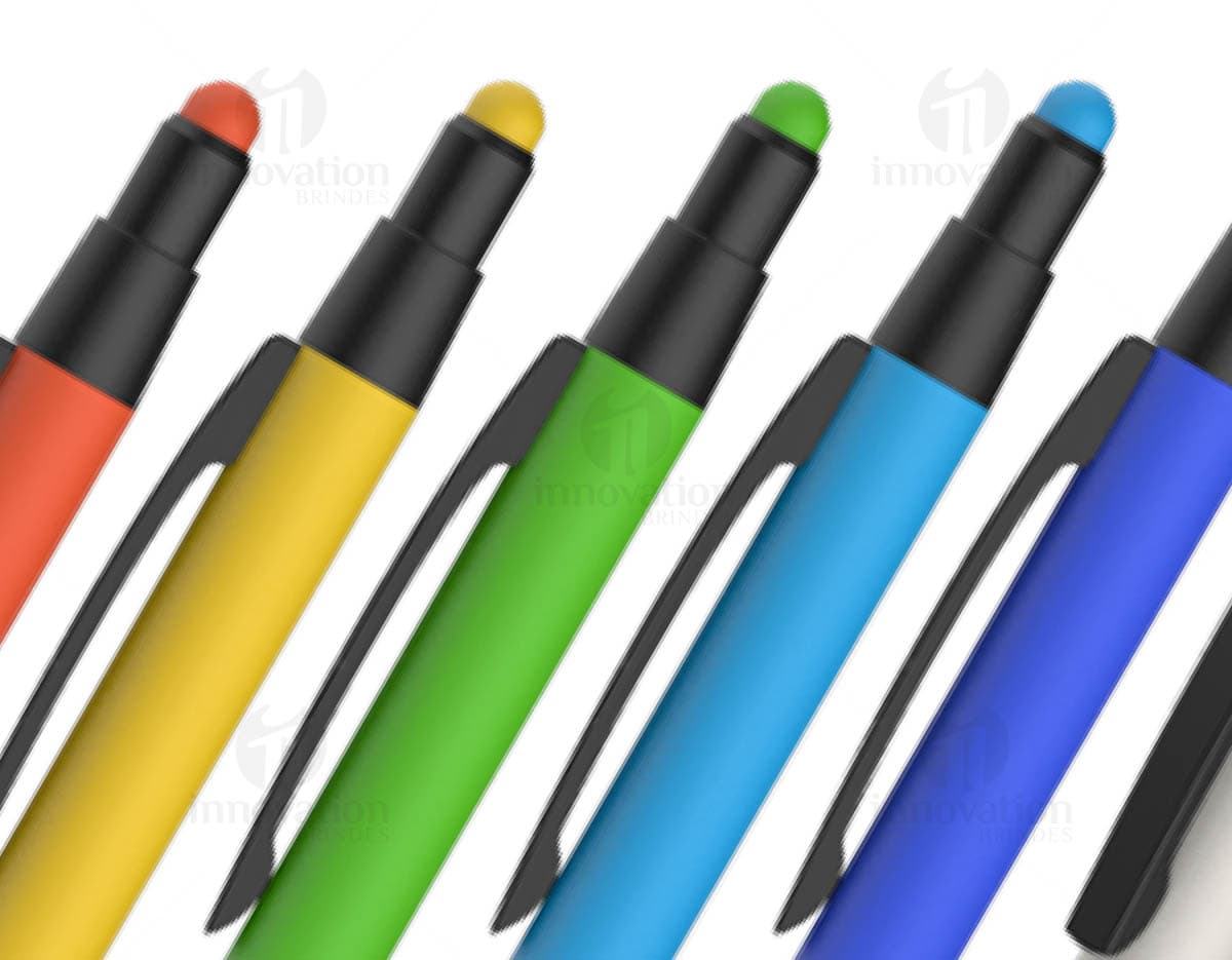 Kit com 6 porta copos em diferentes cores e desenhos abstratos, feitos de material resistente e antiderrapante. Kit com 6 porta copos em diferentes cores e desenhos abstratos, feitos de material resistente e antiderrapante.