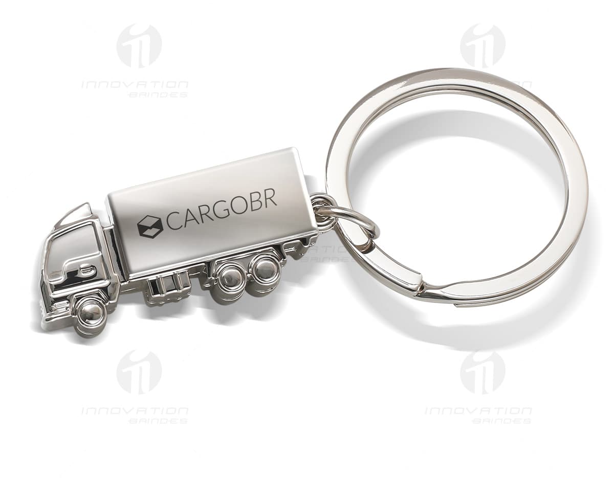 Chaveiro de metal em formato de caminhão. Chaveiro de metal em formato de caminhão.