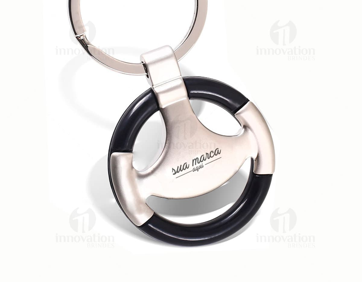 Kit com 6 porta copos em tons de azul e verde, feitos de material resistente e antiderrapante. Cada porta copos possui um desenho diferente de animais marinhos. Kit com 6 porta copos em tons de azul e verde, feitos de material resistente e antiderrapante. Cada porta copos possui um desenho diferente de animais marinhos.